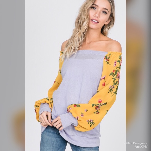 LAST 1! Floral Contrast Lavender On/Off Shoulder Top! - Picture 3 of 5